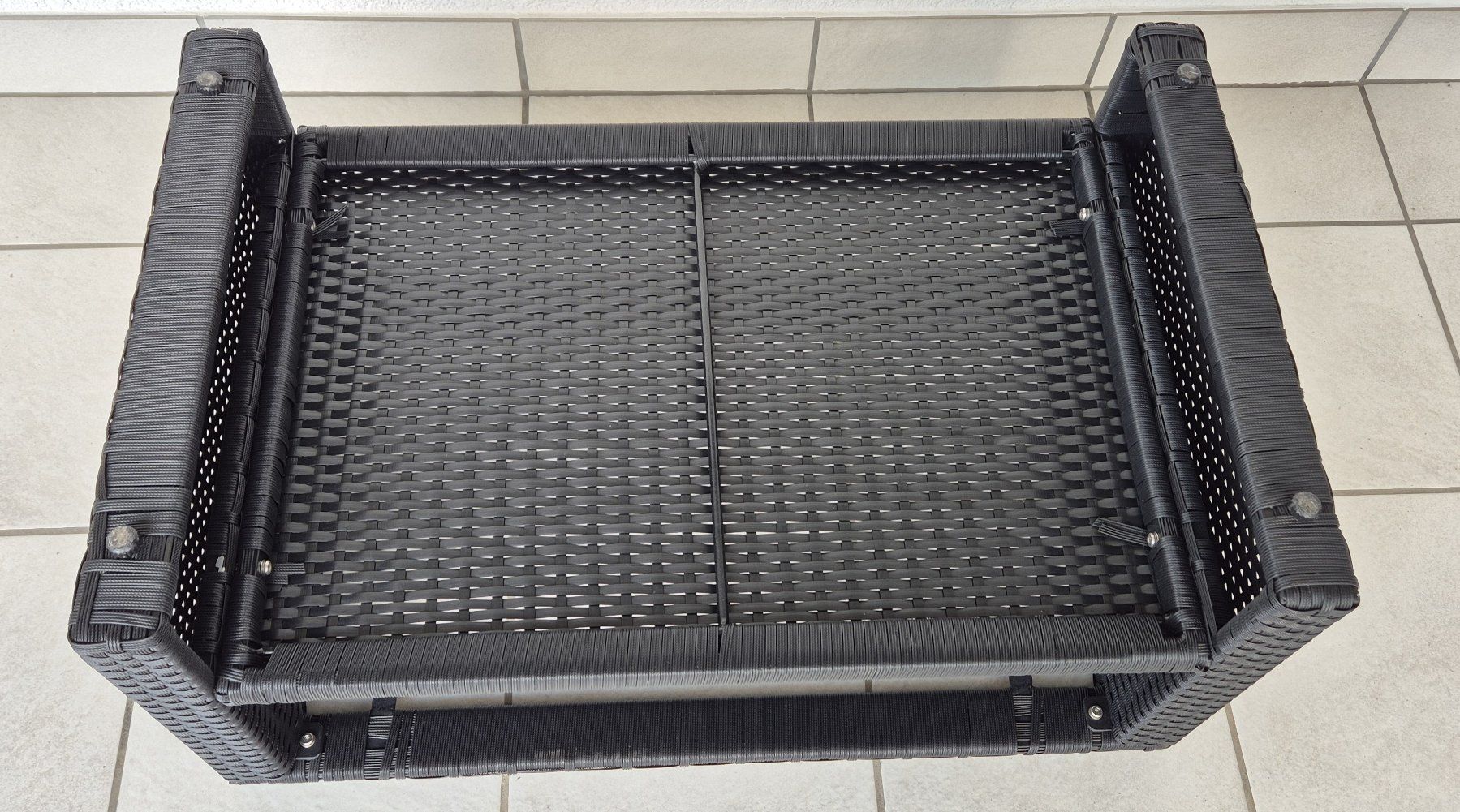 Tische: Gartentisch Rattan-Optik, mit Glasplatte, Ablage – Gebraucht aus Grosswangen von fridolin137 4
