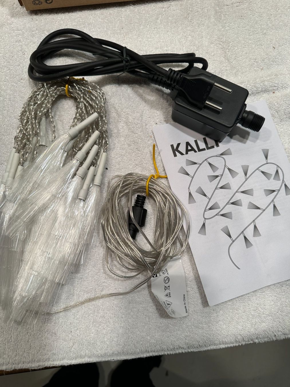Ghirlande e barre luminose: Lichterkette mit Schneebesen – Usato da Laupen ZH venduto da Mcafi02 1
