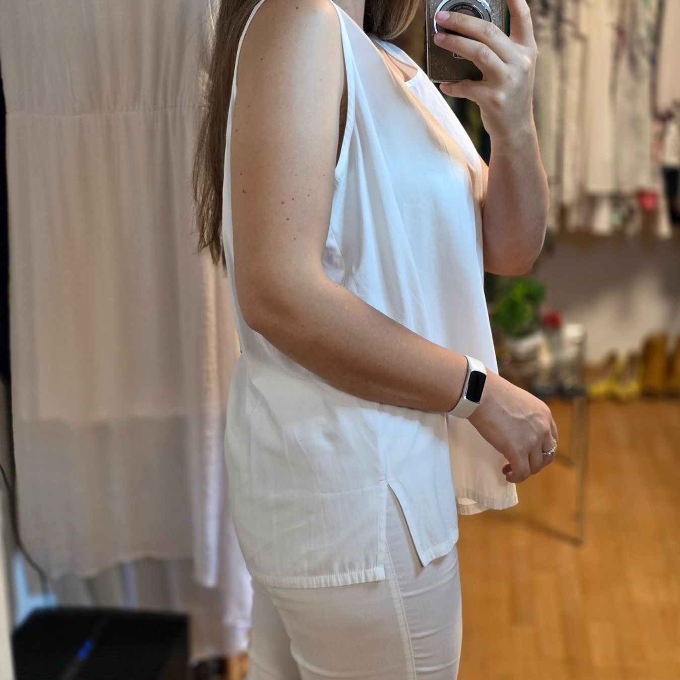 Camicette: Weiße Bluse 48 leicht elegant ärmellos – Usato da Wald ZH venduto da CapLux 1