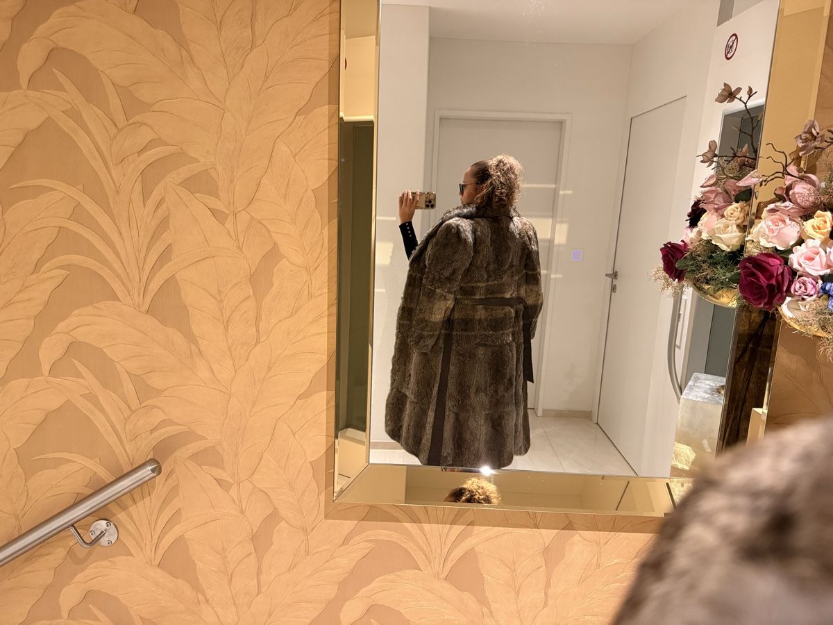 Cappotti: Echtfell Mantel Hase – Usato da Pfäffikon SZ venduto da californialove6