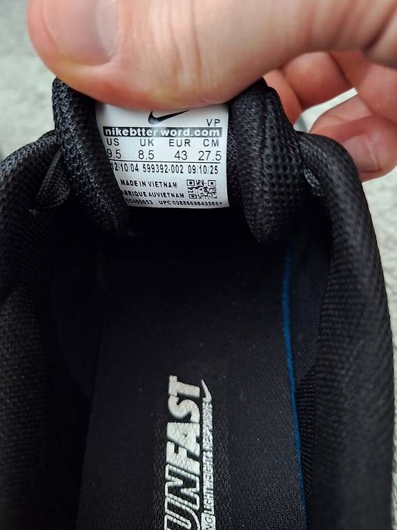 Scarpe da uomo: Nike Stoffsneaker Gr. 40 – Usato da Benken SG venduto da 1kaufer 2