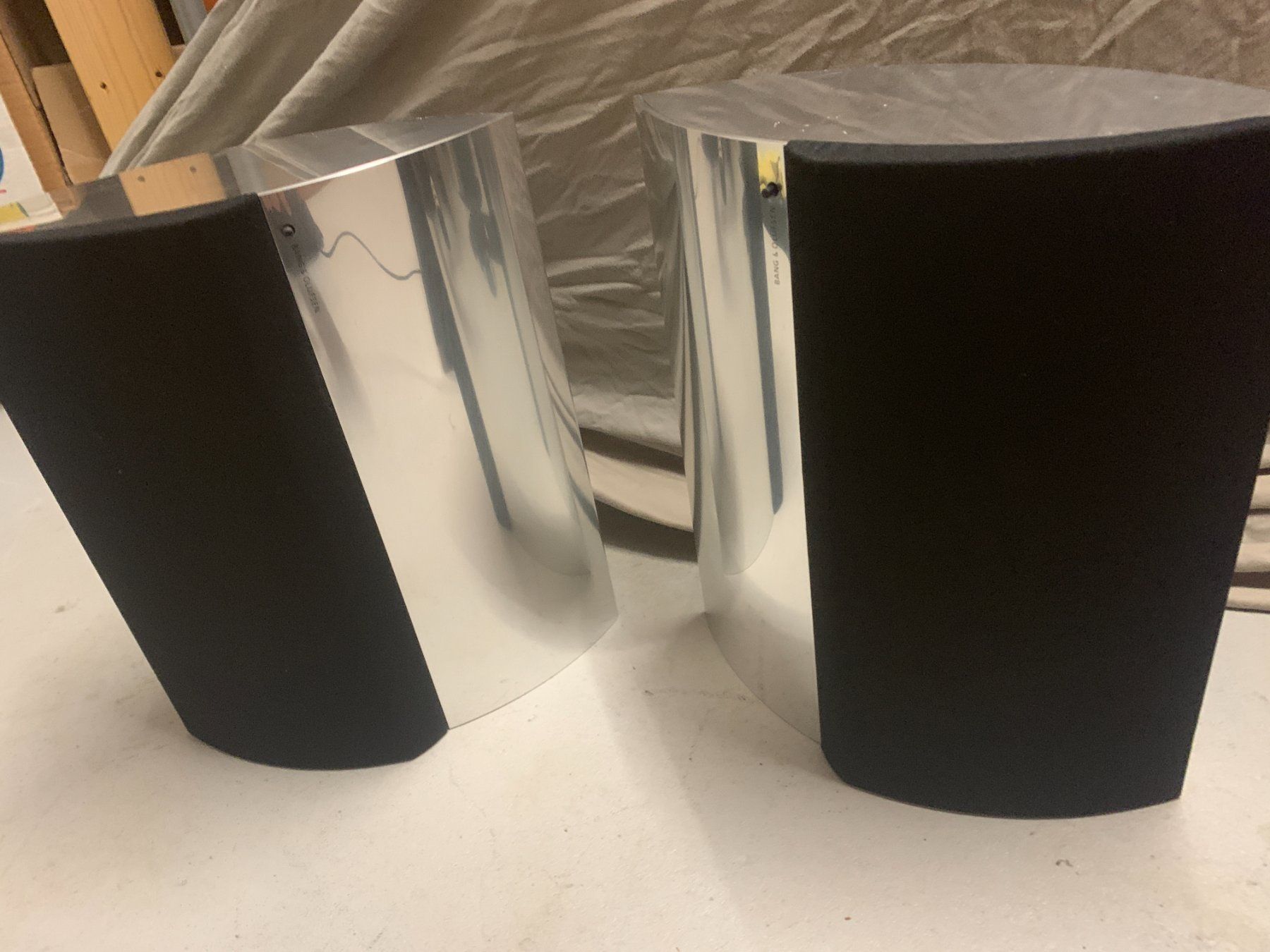 Bang & Olufsen Systèmes audio & multimédias: BeoCenter 3000 plus 2x BeoLab 4000 – Défectueux à Etzgen par Buead 3