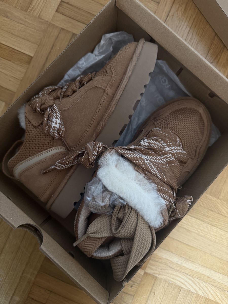 Damenschuhe: UGG  – Neu und originalverpackt aus Reinach BL von van_h62b