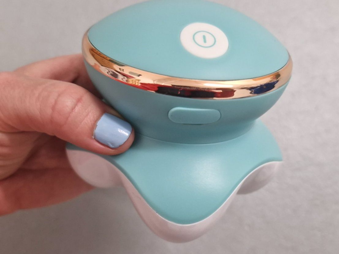 Massagegeräte: Mini-Massagegerät mit Vibrationsfunktion neu OVP – Neu und originalverpackt aus Zell ZH von Eva-Jana