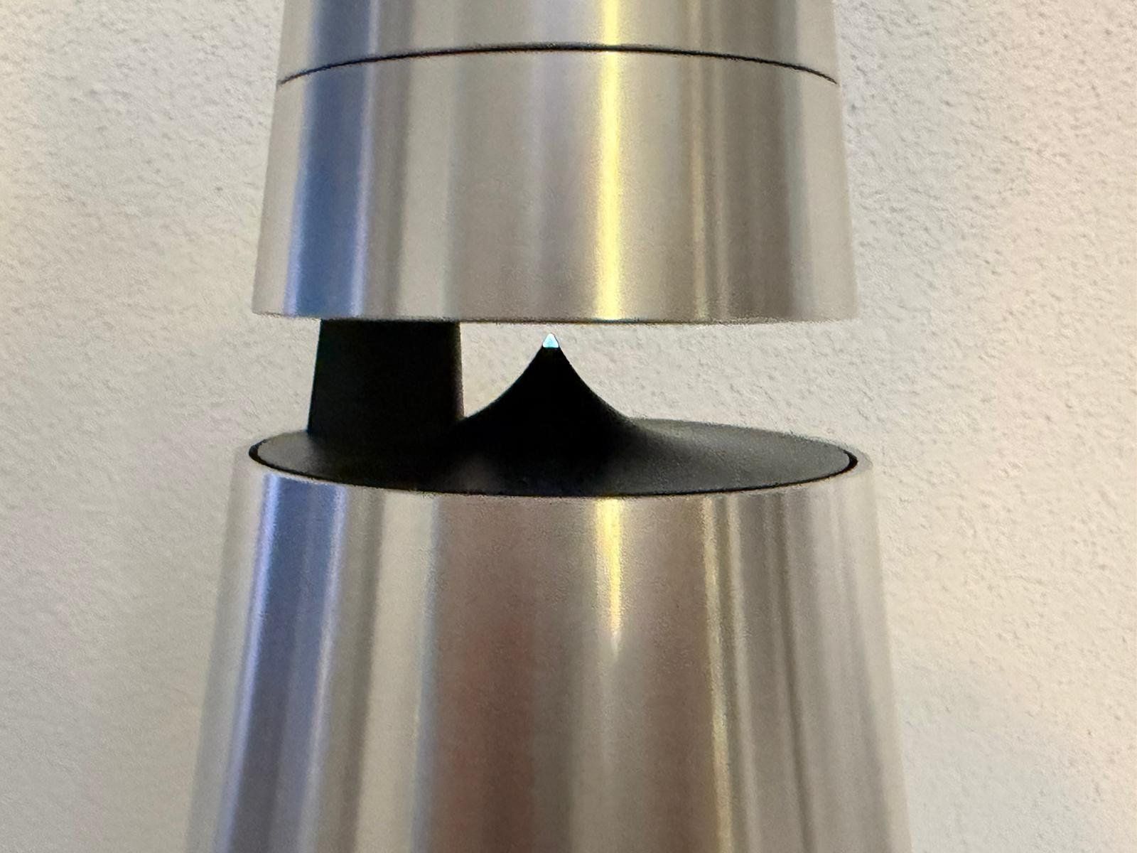 Bang & Olufsen Casse acustiche: Bang & Olufsen B&O Beosound 1 Silber, Portable Bluetooth – Usato da Mols venduto da armanwalensee 1