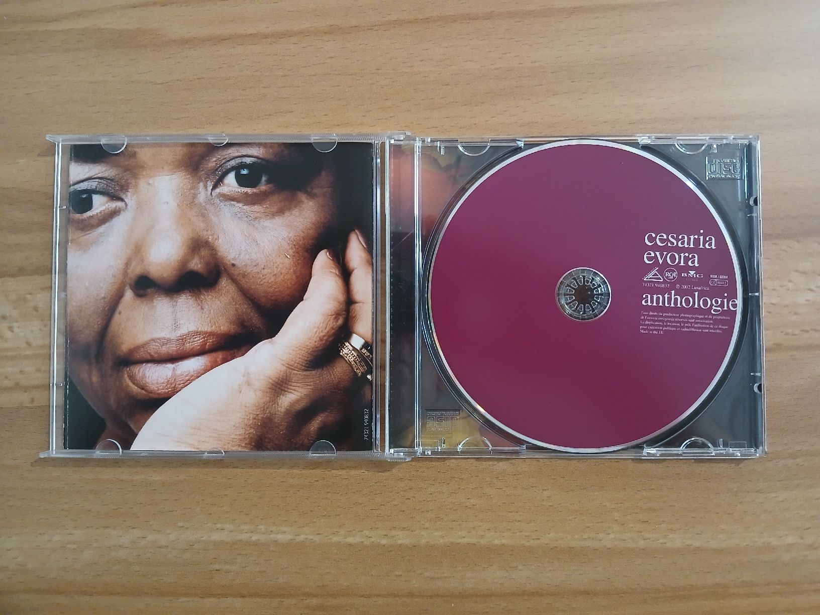 CDs: Césaria Évora "Anthologie" CD occasion  – D'occasion à Le Sentier par arc_2thy 2