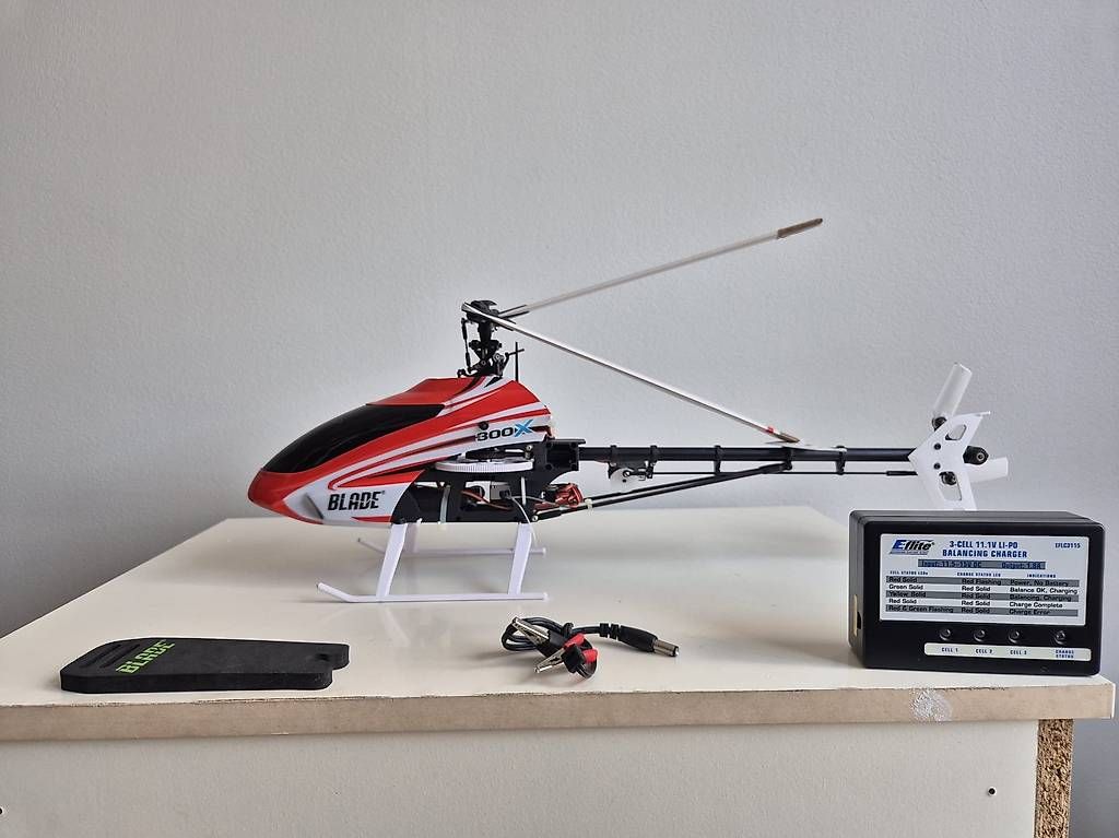 Modellismo RC: Blade 300x helicopter – Usato da Genève venduto da Thefirstseller