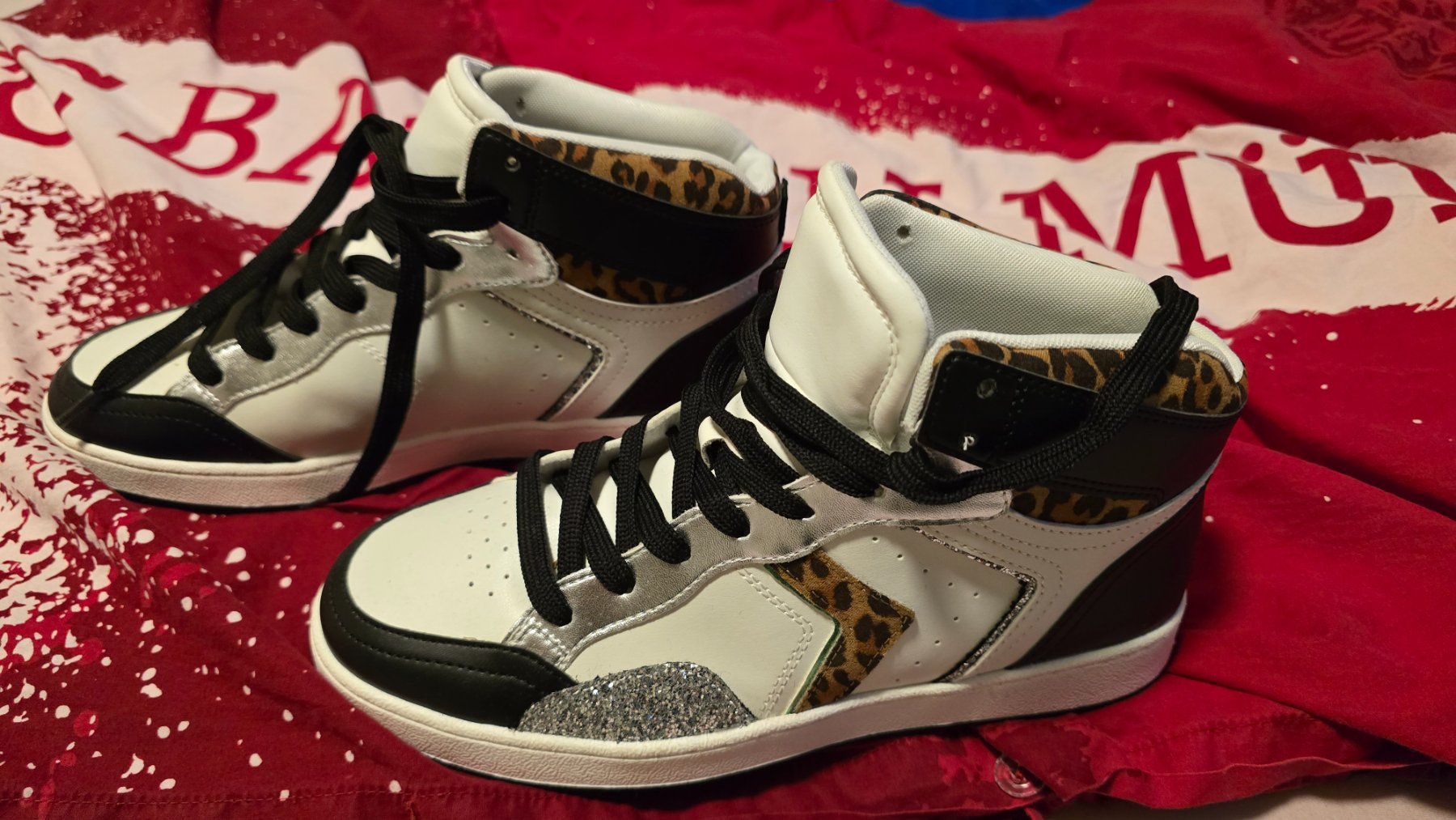 Scarpe da donna: Schuhe – Nuovo (secondo la descrizione) da Winterthur venduto da mat_q6yk 1