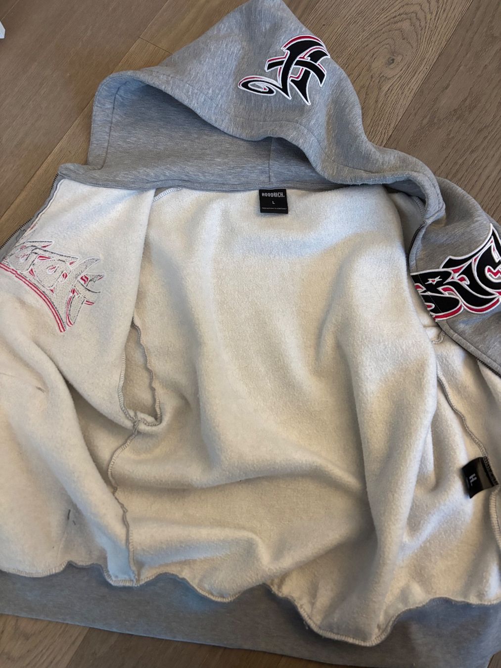 Maglioni & Felpe: Hoodrich Zipper – Usato da Horgen venduto da zimtaoui 3