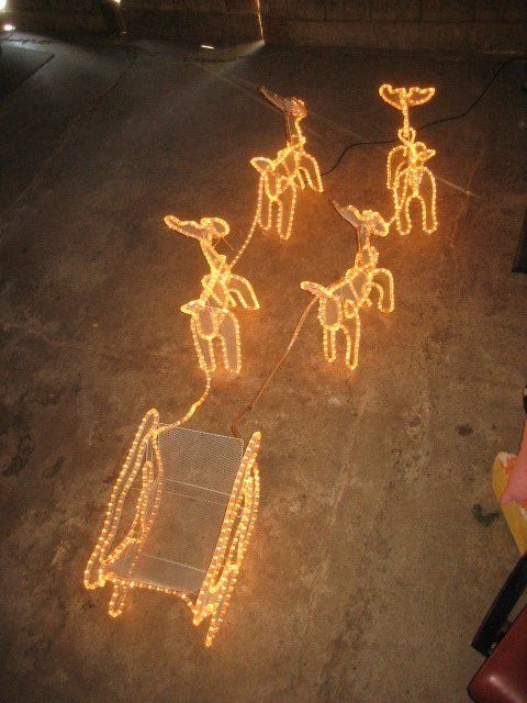 Ghirlande e barre luminose: Rentier Schlitten Lichterkette – Usato da Winterthur venduto da pf02 1