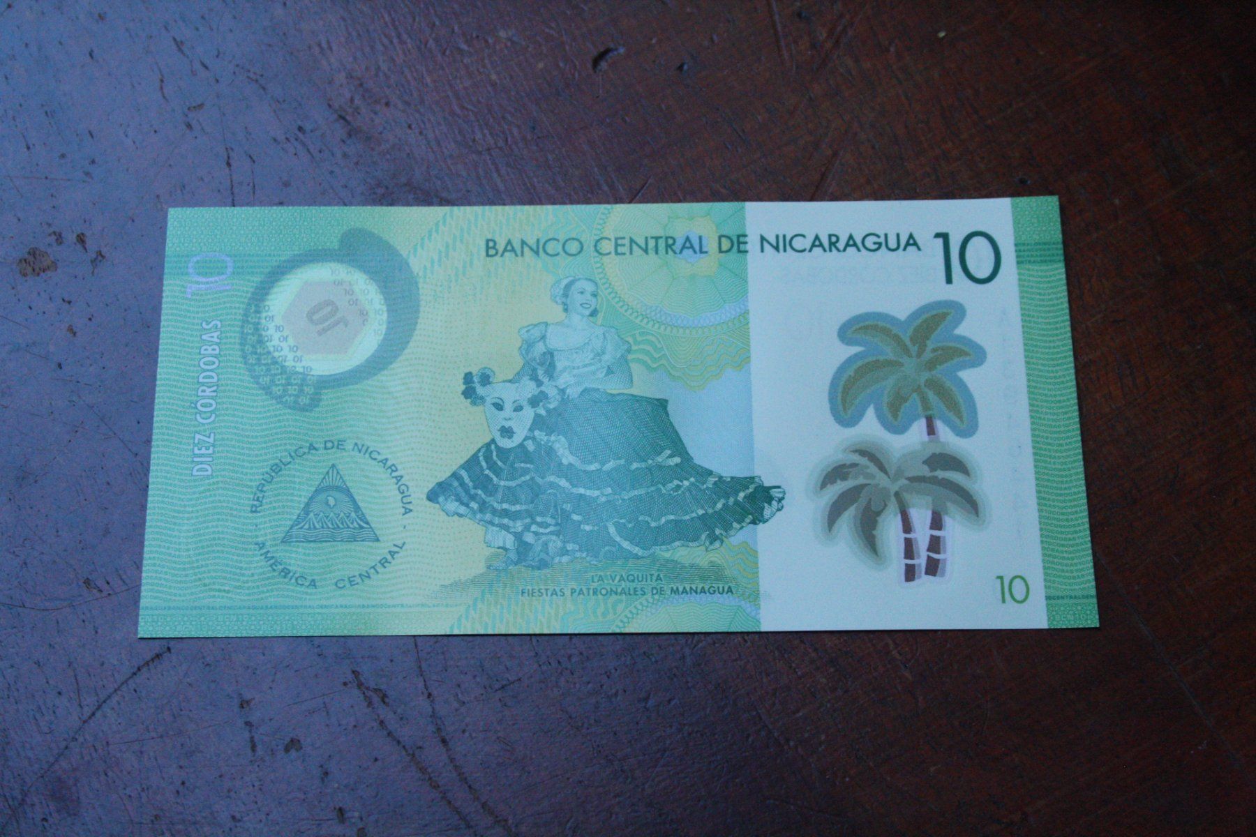 Banconote: UNC Nicaragua 2014 polymère – Nuovo (secondo la descrizione) da Cormondrèche venduto da Hermes.monnaies