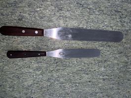 2 Stück Victorinox Tortenspachtel Kuchenspachtel Spachtel