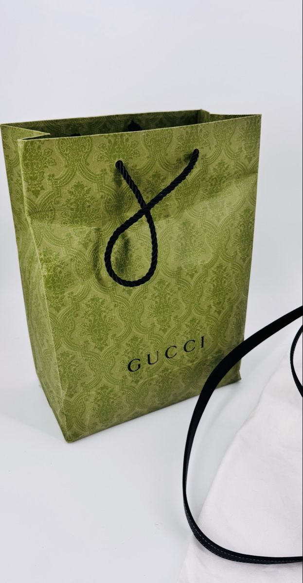 Gucci Borse da donna: # GUCCI - Mini GG Emblem Tasche # – Usato da Bolligen venduto da secondhand-with-love 2