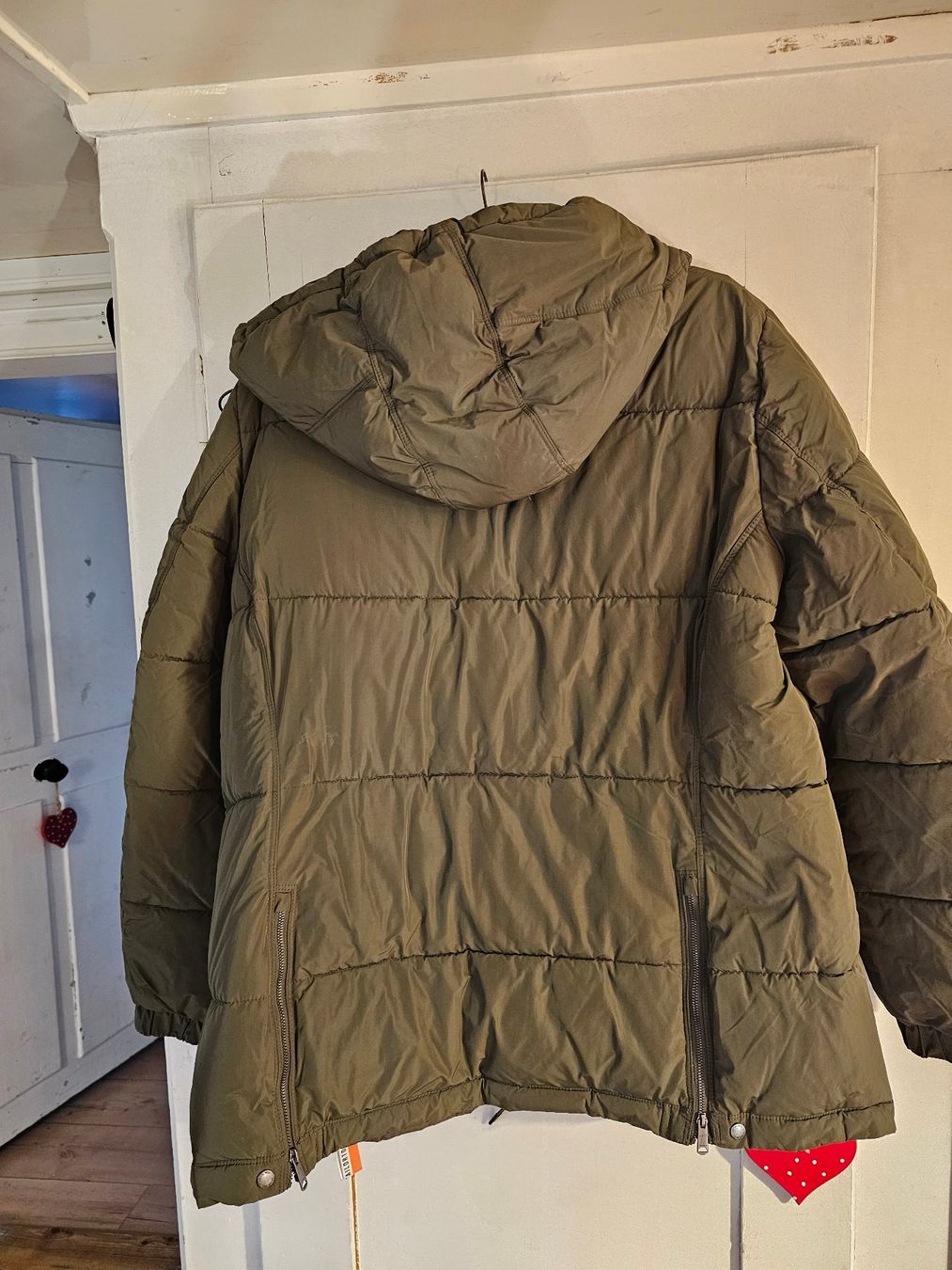 Tom Tailor Giacche: Warme Winterjacke Tom Tailor in Oliv – Usato da Bühler venduto da elwetritsche 1