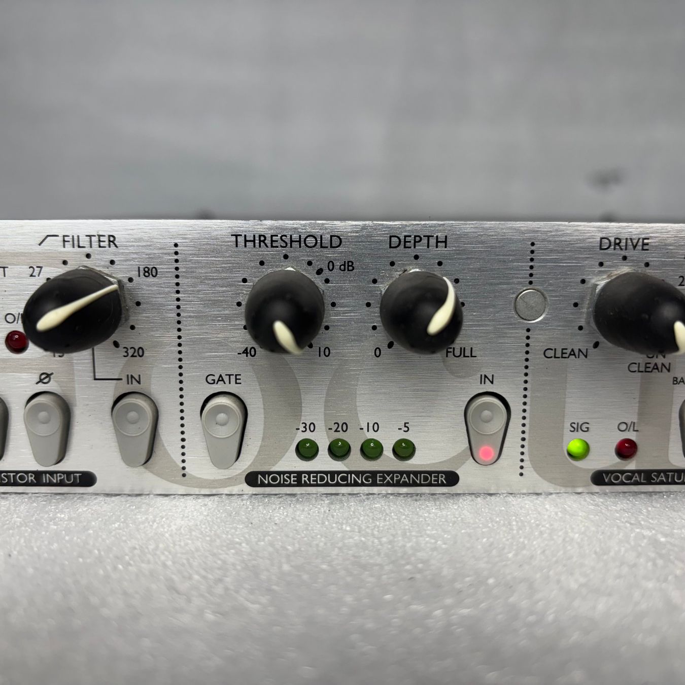 Musikinstrumente: Focusrite Platinum Voicemaster à vendre – Gebraucht aus Genève von Beeno01 3