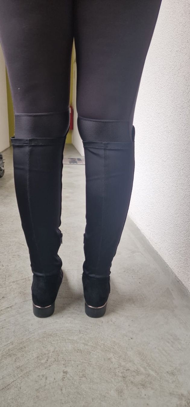 Scarpe da donna: Overknees mit Reisverschluss – Usato da Diessenhofen venduto da nia_2k9h 1