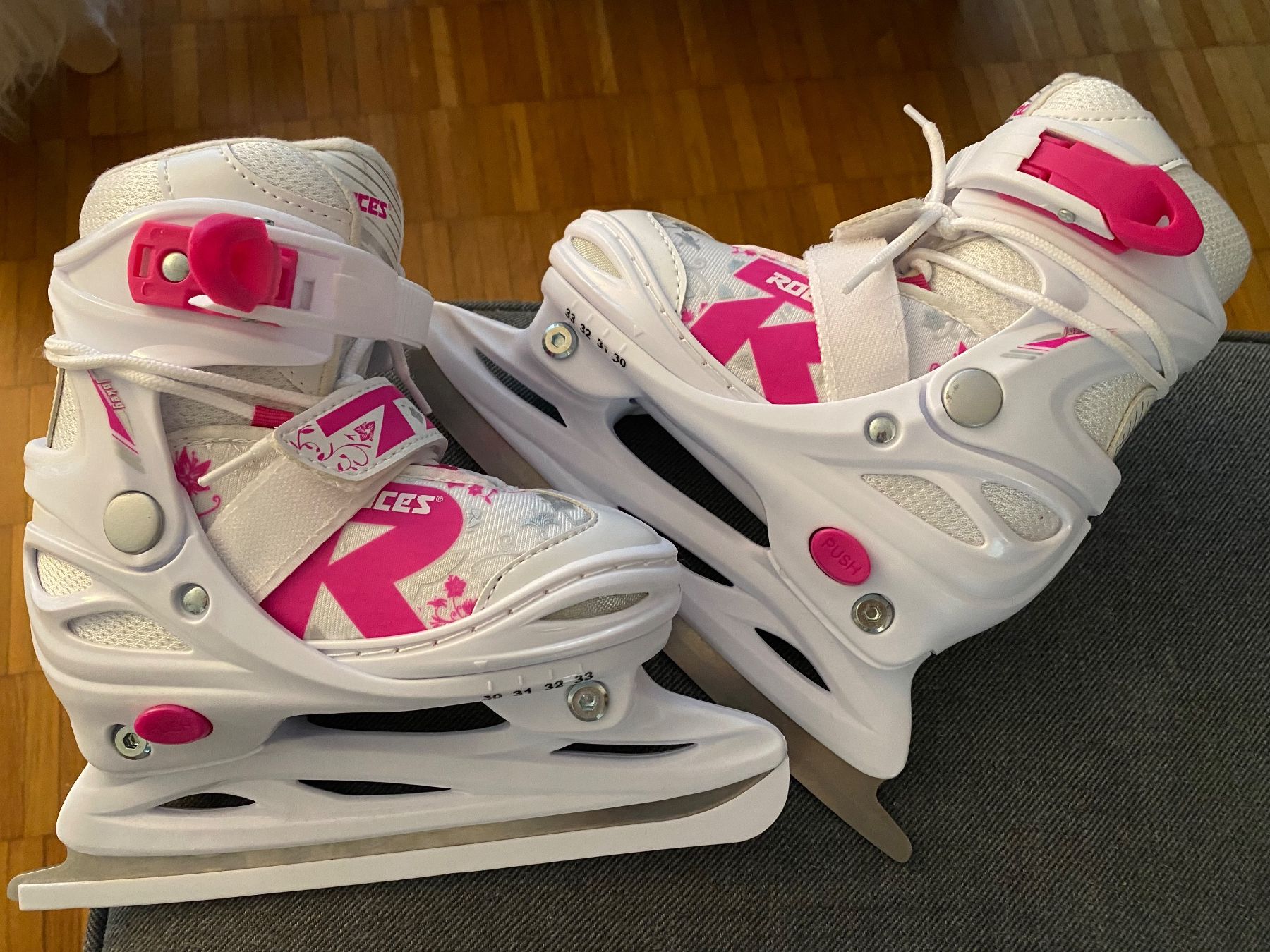 Pattini da ghiaccio: Roces Schlittschuhe 30-33 – Usato da Baden venduto da mgeormezi