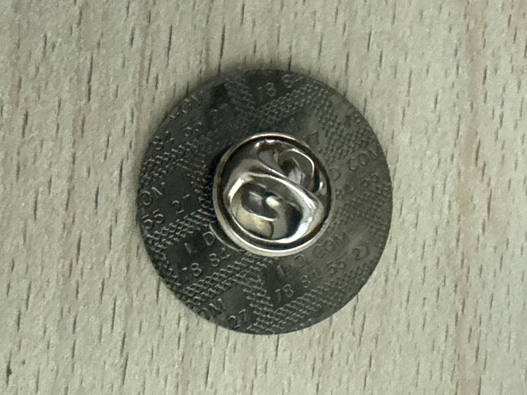 Placchette & Badge: Pin ORION SPIELSALON HORGEN – Usato da Glattbrugg venduto da Schweigmatt 1