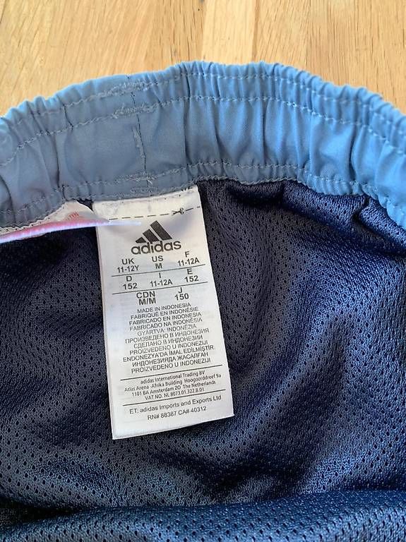 Pantaloni: Adidas Badehose, Shorts 152 – Usato da Zürich venduto da vag1981 1
