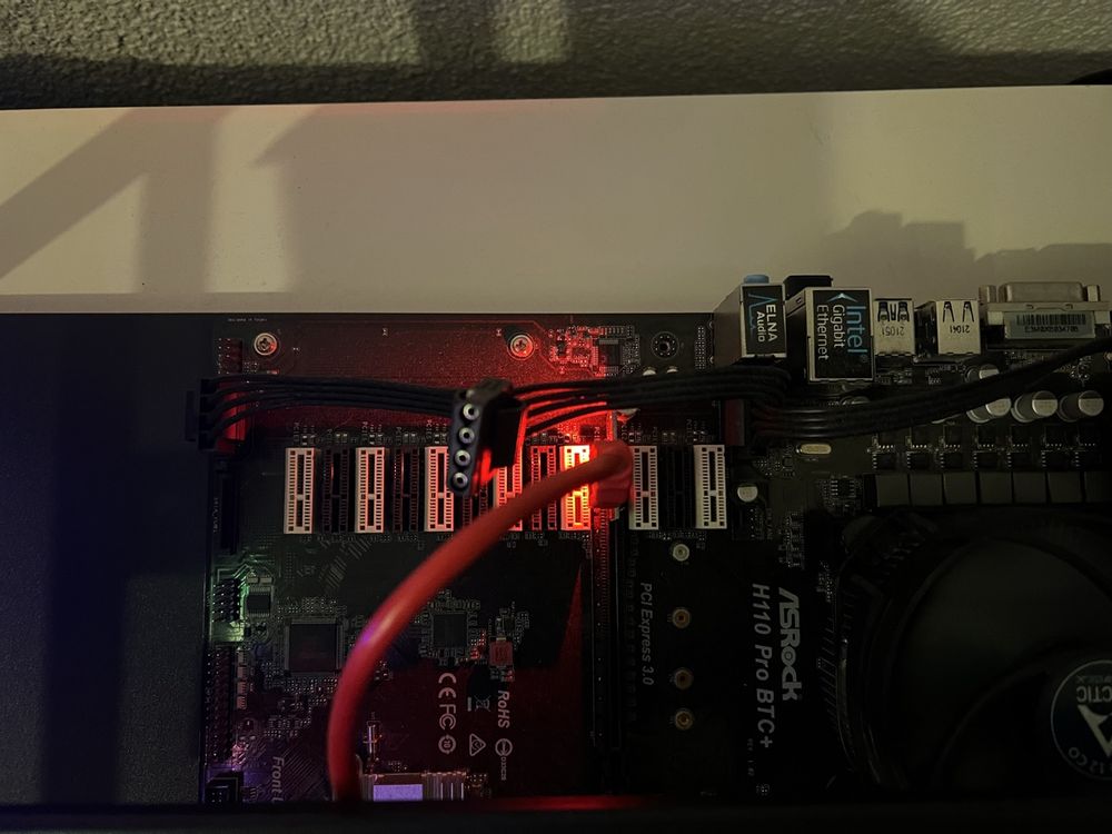 BTC asrock mit CPU ram und ssd | Kaufen auf Ricardo