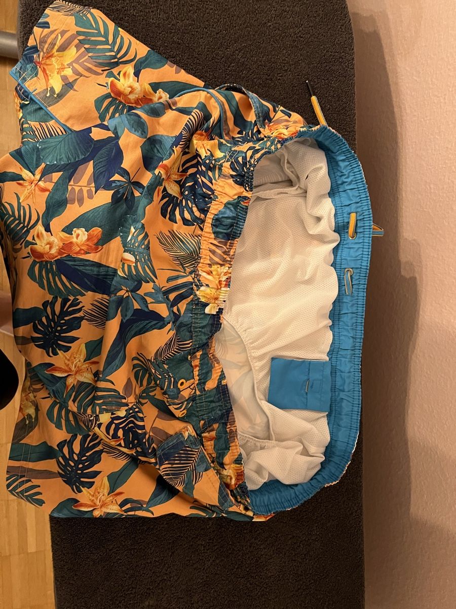 Pantaloni: Badehose Hawai XL – Usato da Oberwil BL venduto da LiviaS01 3