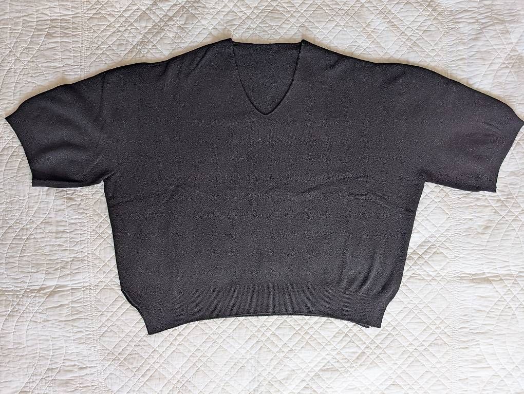 Lotti di vestiti: Kombi / Kasten-Pullover mit Shirt – Usato da Langenthal venduto da pwn_j7rz 1