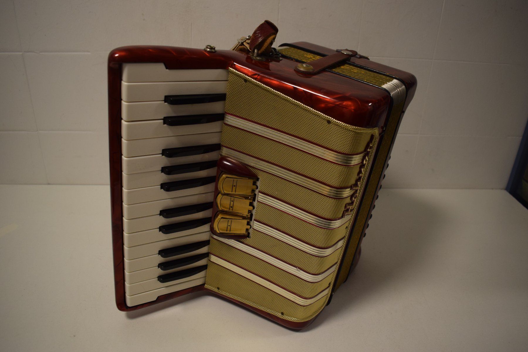 Hohner Strumenti musicali: Akkordeon chromatisch Hohner Concerto I – Usato da Zürich venduto da baumusik 6