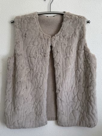 Fellweste in Taupe, leicht und nicht auftragend!