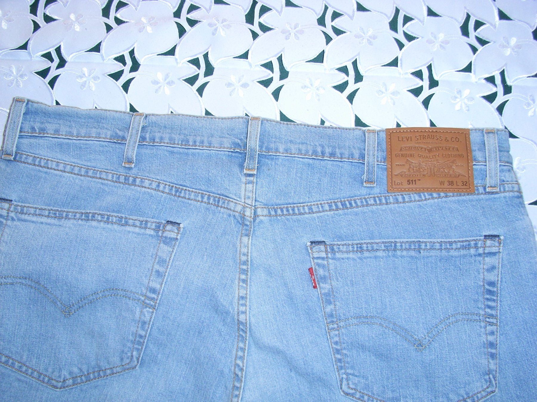 Levi's Jeans: Herren-Jeans LEVI STRAUSS 511 W 38, L 32 – Nuovo (secondo la descrizione) da Oberwil BL venduto da ruspidolforit78 2