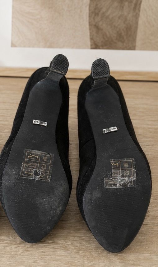 Buffalo Damenschuhe: Buffalo Hauts talons noirs T. 37 – Gebraucht aus Malleray von 2v8v 1