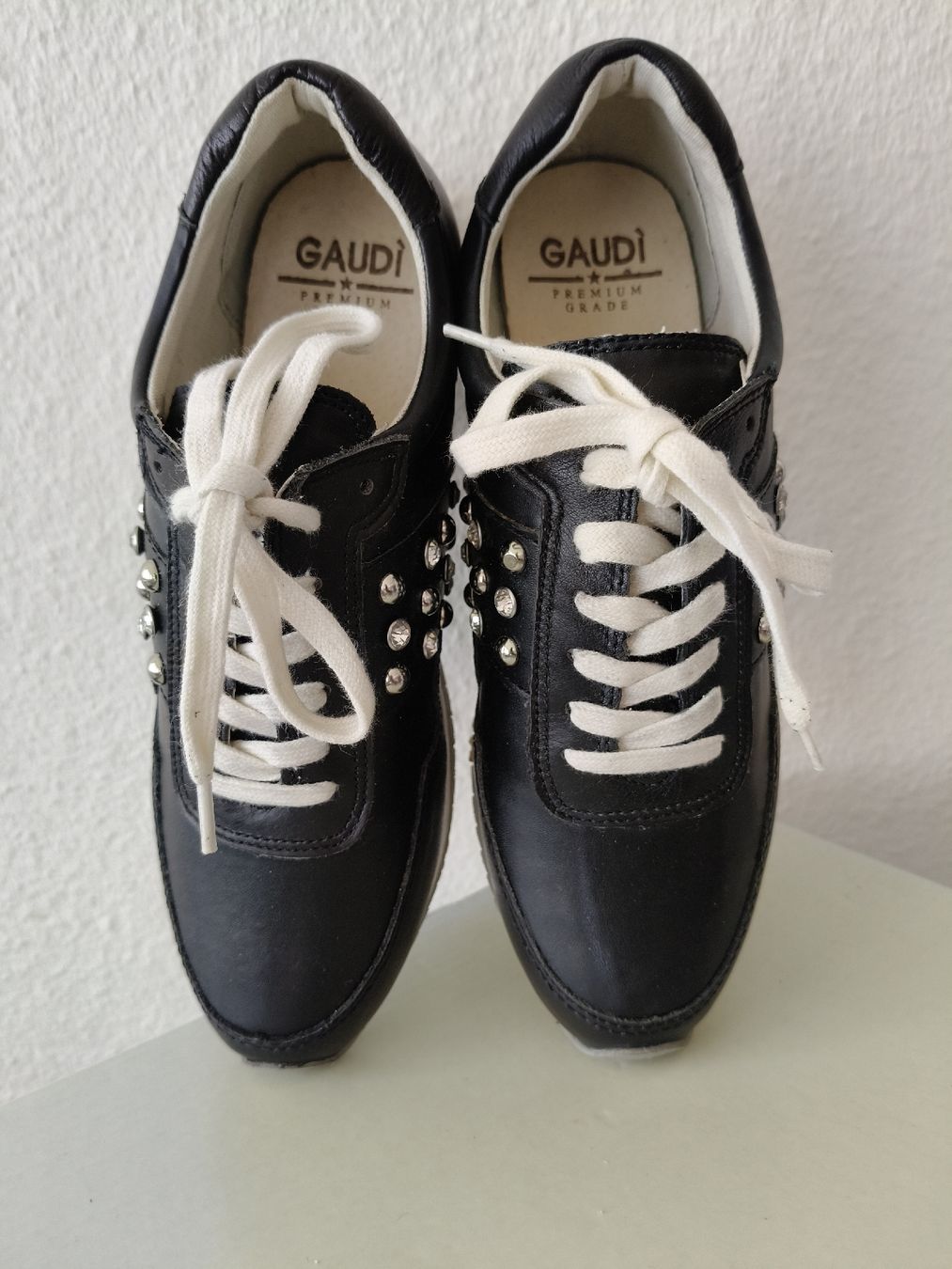 Scarpe da donna: GAUDI sneakers black leather size 37 studs new – Nuovo e nell'imballaggio originale da Zürich venduto da sha_vw65 6