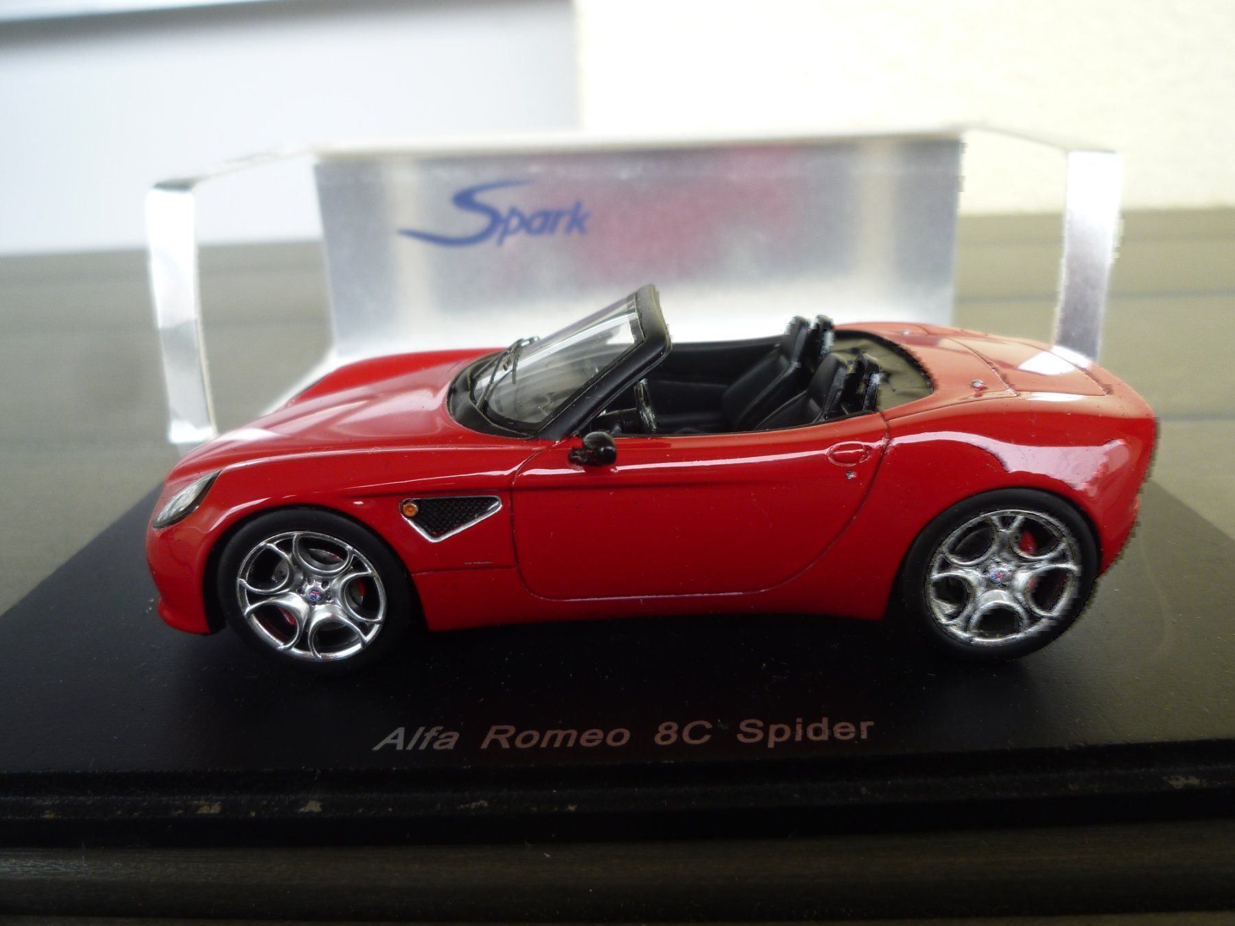 Alfa Romeo Modellini d'auto: Alfa Romeo 8C Spider (2005) – Nuovo (secondo la descrizione) da Flawil venduto da Imperiosud 4