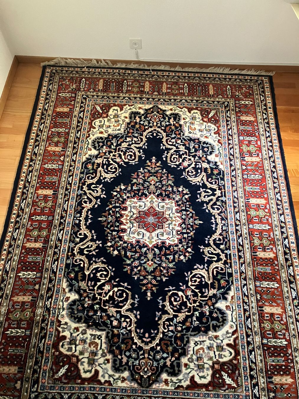 Tappeti: Tapis oriental fait main – Usato da Corminboeuf venduto da Dewede