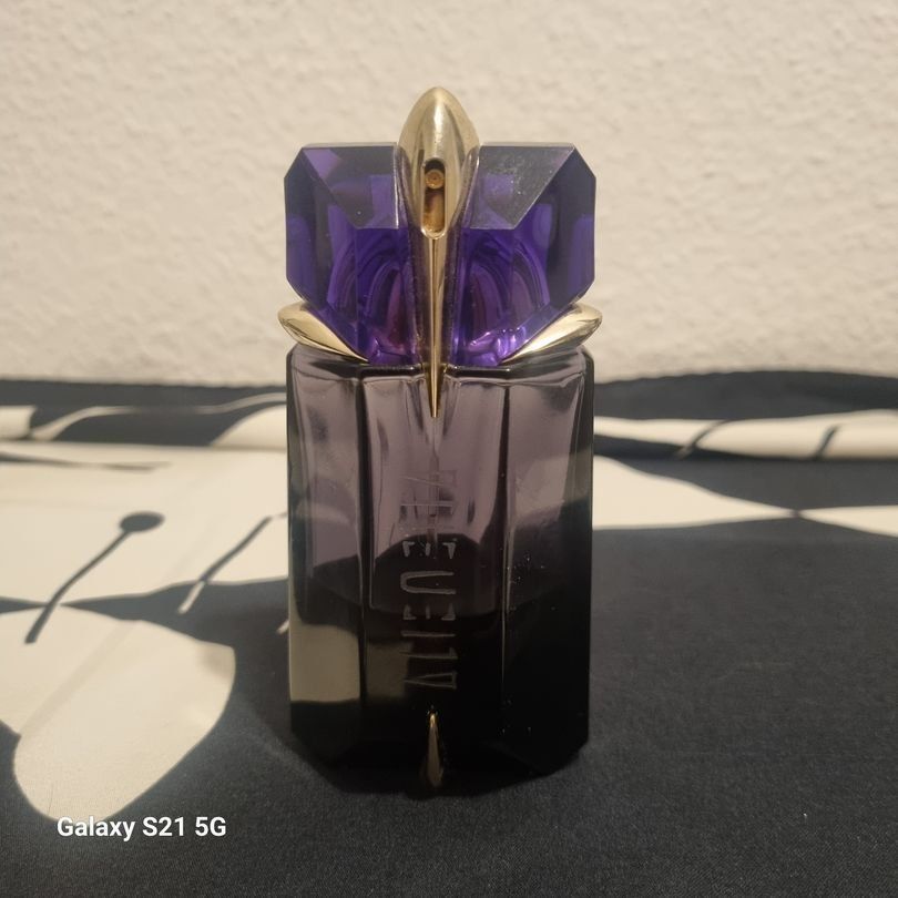 Profumi & Eau de Toilette: Parfum  ALIENE Eau  Parfum – Usato da Zürich venduto da Big