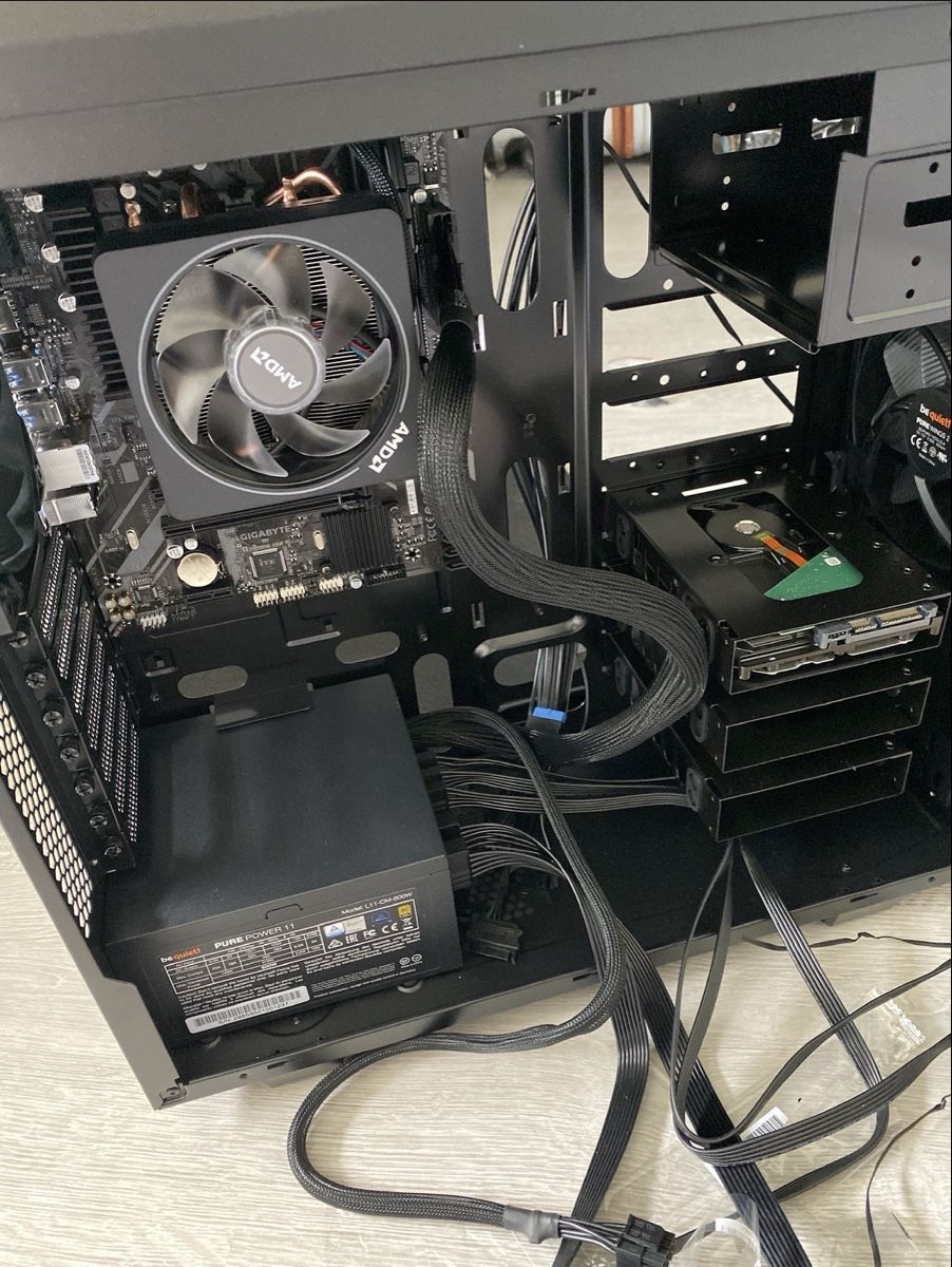 Amd PC: Gaming PC Ryzen 7 / RTX 2060 / 32 GB RAM – Usato da Winterthur venduto da ozl_8jf2