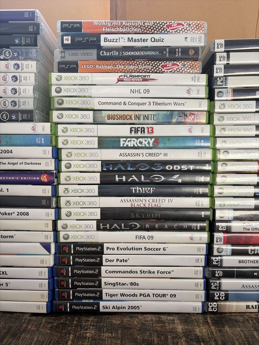 Spiele: Spiele Sammlung PlayStation , Xbox , Pc usw .  – Gebraucht aus Wängi von Tesimo 3