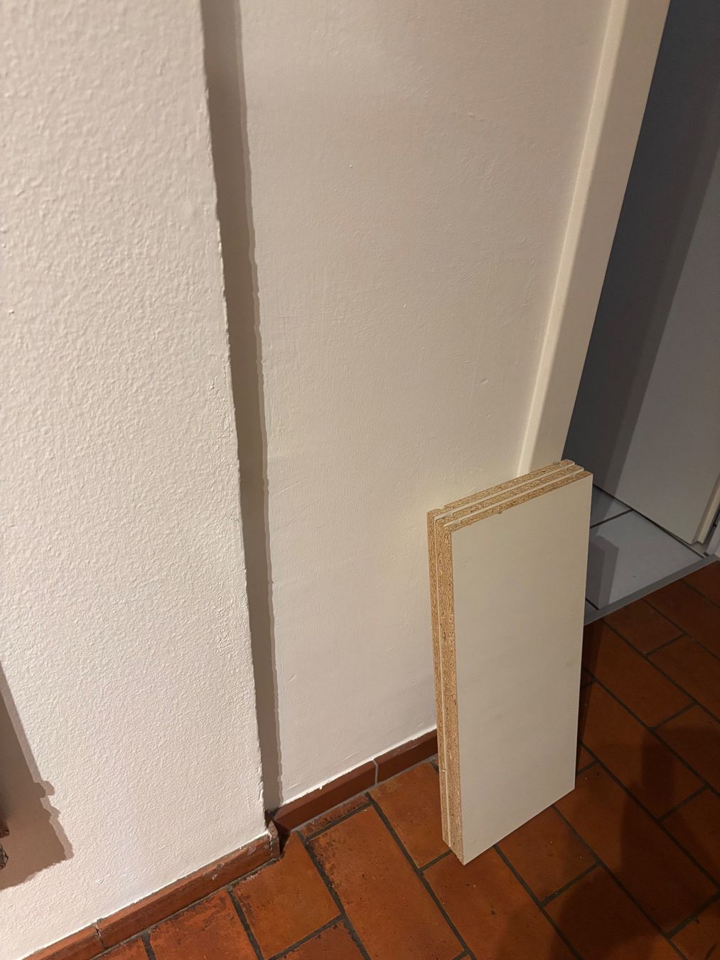 Articoli in legno: 2 Holzplatten – Usato da Zürich venduto da clean.closet