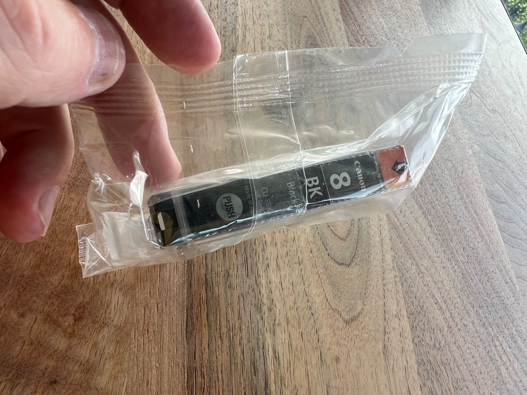 Canon Cartouches & Toner: Canon CLI-8BK Schwarz Tintenpatrone neu eingeschweisst – Neuf (Voir description) à Kehrsiten par Schori8
