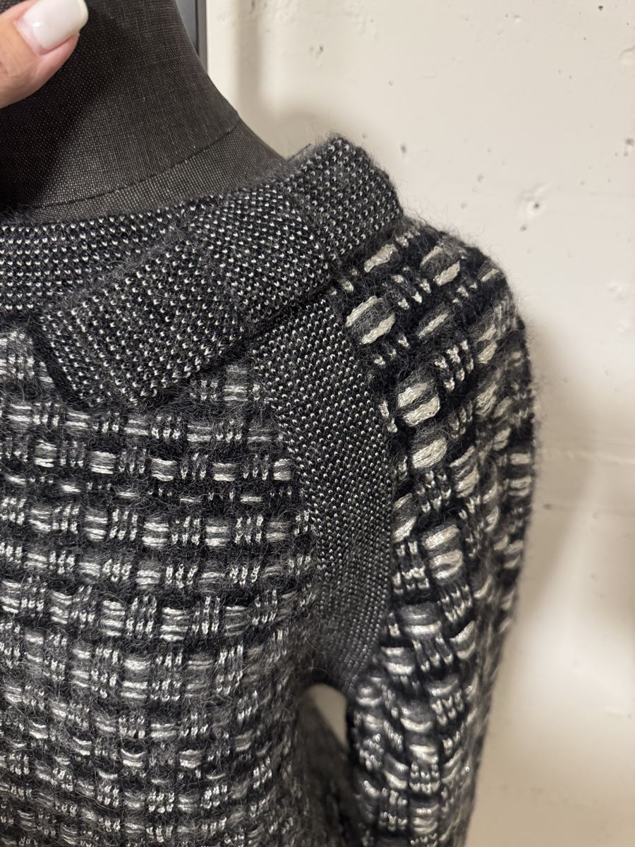 Chanel Maglioni & Felpe: Chanel Pullover schwarz grau gemustert Grösse 36 – Nuovo (secondo la descrizione) da Sarnen venduto da vik_jw5z 2