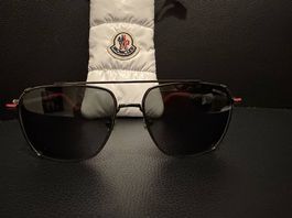 Lunettes de Soleil MONCLER