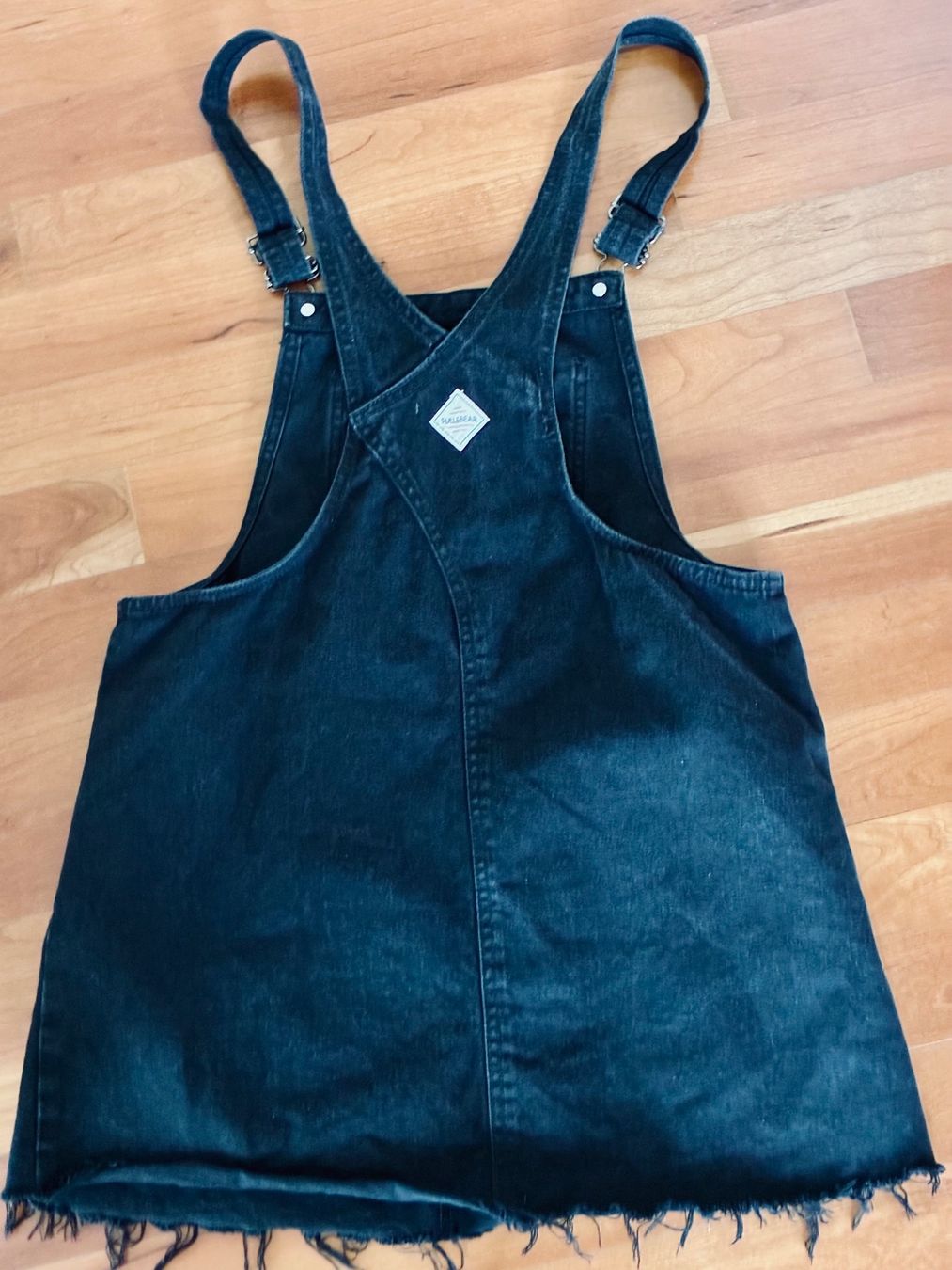 Pull&Bear Vestiti: Pull&Bear Latzrock, schwarz, super Zustand! – Nuovo (secondo la descrizione) da Langenthal venduto da Gymo 1