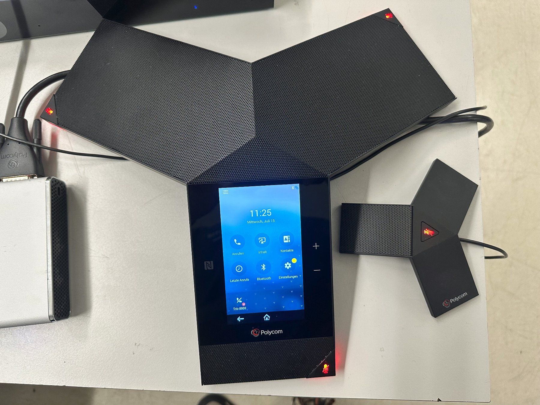 Polycom Webcams: Polycom Groupe 310 Konferenzsystem Set – D'occasion à Appenzell par 1xRichtig 2