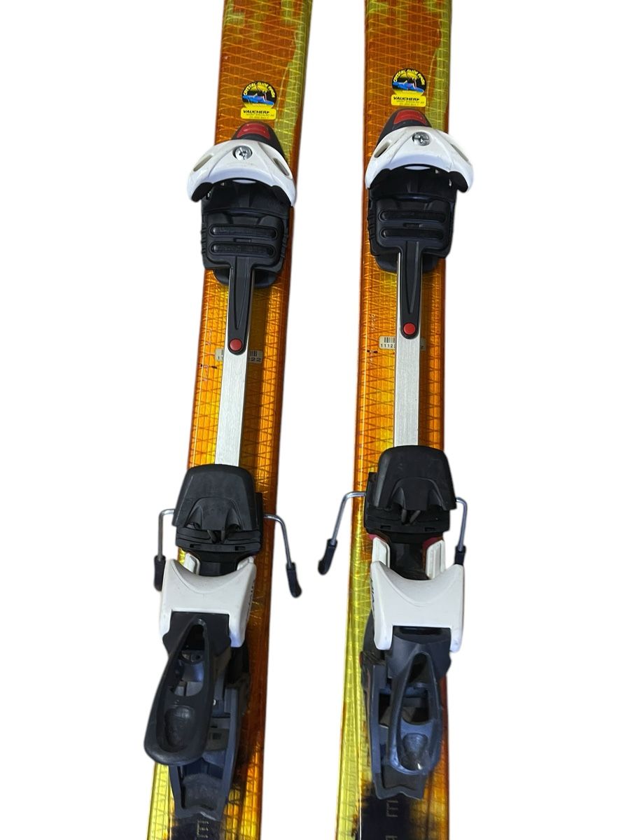 Salomon Sci: Salomon Ski  160cm mit Freeride Bindung-M – Usato da Murten venduto da Ski-Outlet 2