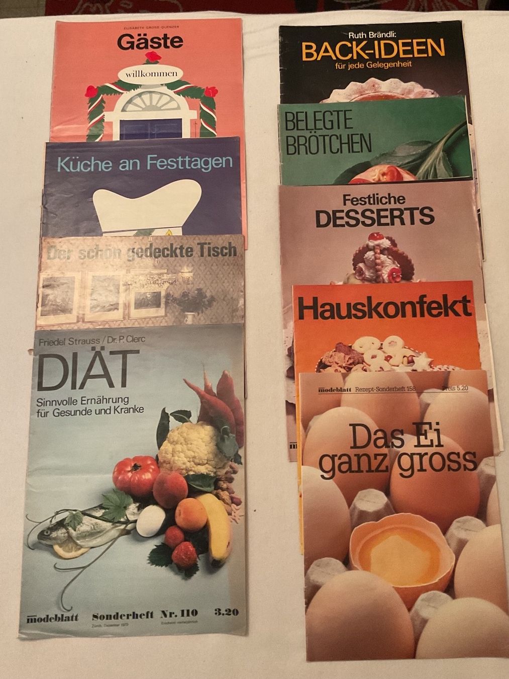 Zeitschriften & Magazine: 9 alte Sonderhefte "Meyers Modeblatt", 1969+ – Gebraucht aus Tecknau von