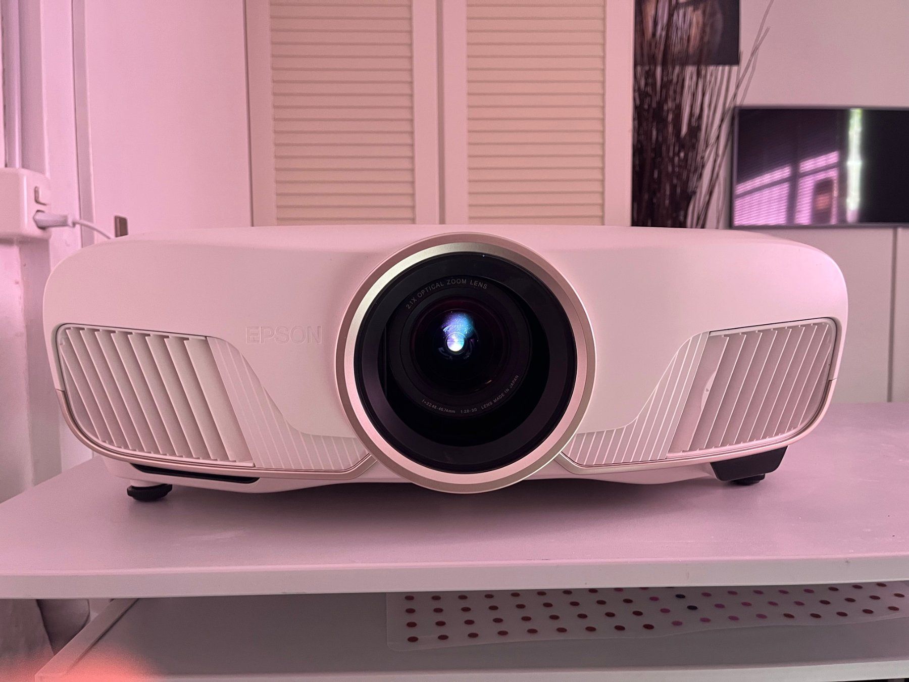 Epson Proiettori: EPSON EH-TW9400W 3LCD BEAMER – Usato da Subingen venduto da Dui
