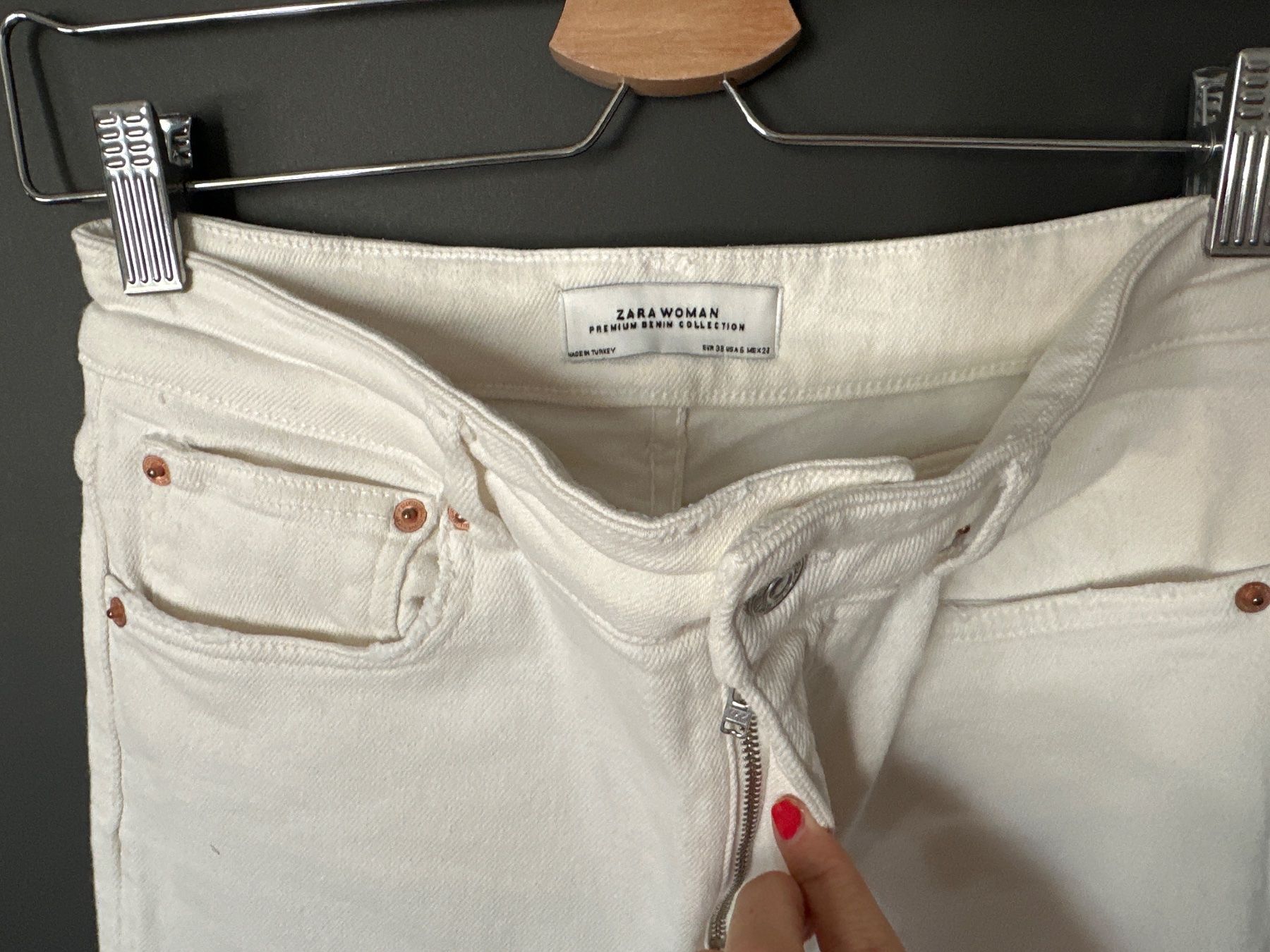 Zara Jeans: Jeans Hose grosse 38 Zara – D'occasion à Rapperswil BE par aro_66tx 1