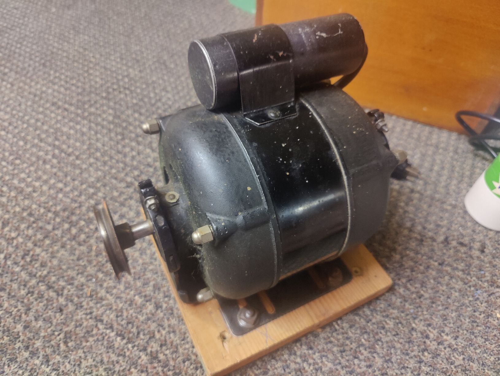 Moteurs: Elektromotor – D'occasion à Dietlikon par casperdisaster 1