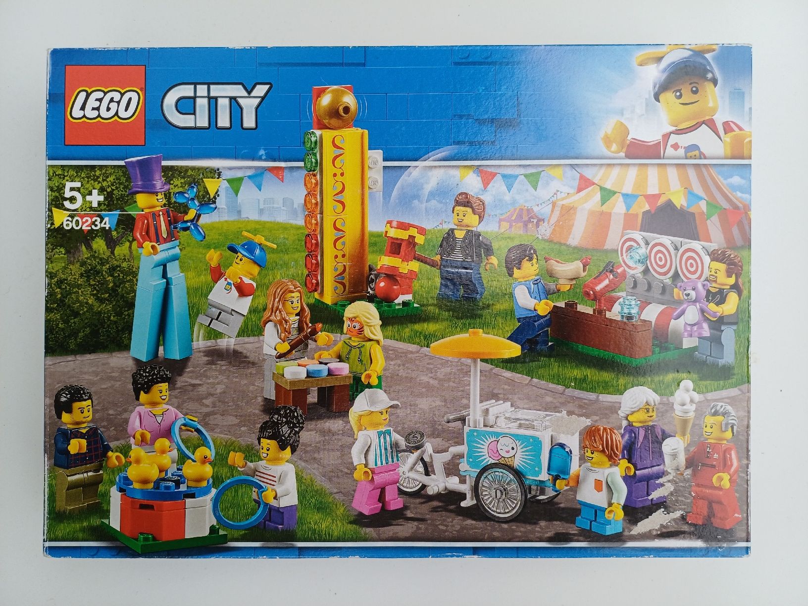 Lego Kit di costruzioni: Lego City 60234 complet – Usato da Begnins venduto da Drastic-Sound
