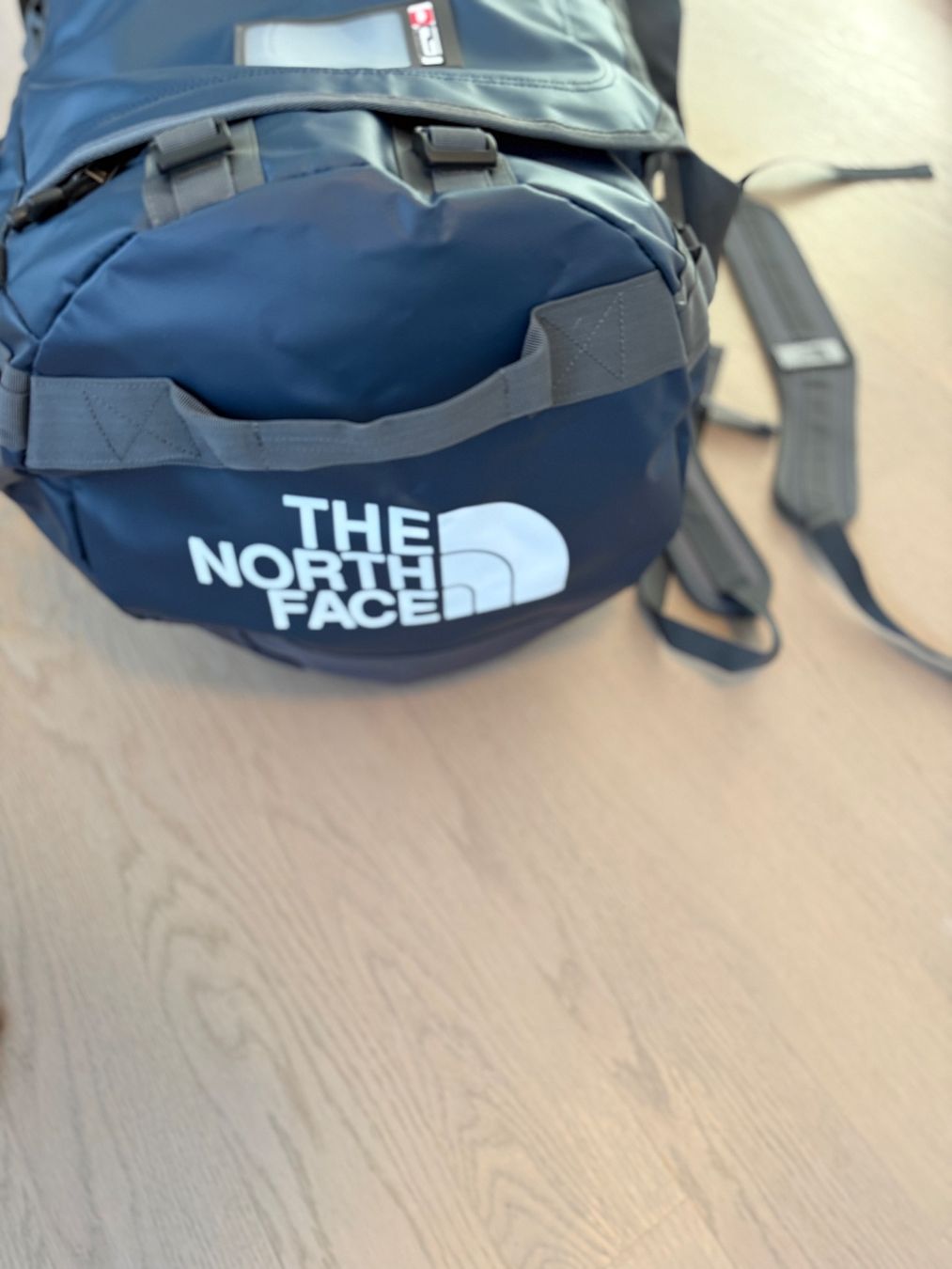 North Face Sacs à dos: neue The Northface Tasche 100 L – Neuf (Voir description) à Allschwil par lor_6cgq 3