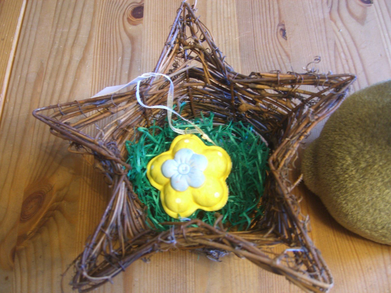 Giocattoli: hübsches Oster/Frühlings-Sortiment – Usato da Winterthur venduto da Gaia 4